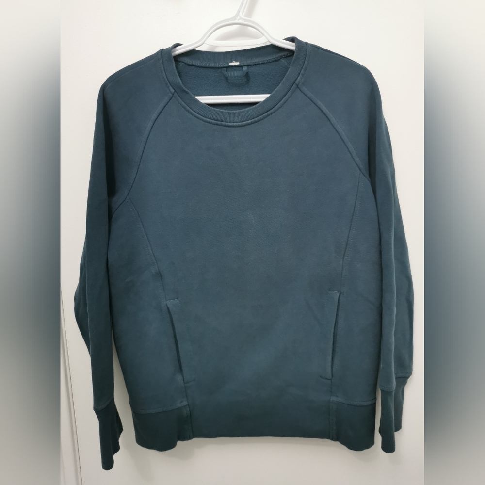 Lululemon Crew Neck with Front Pockets